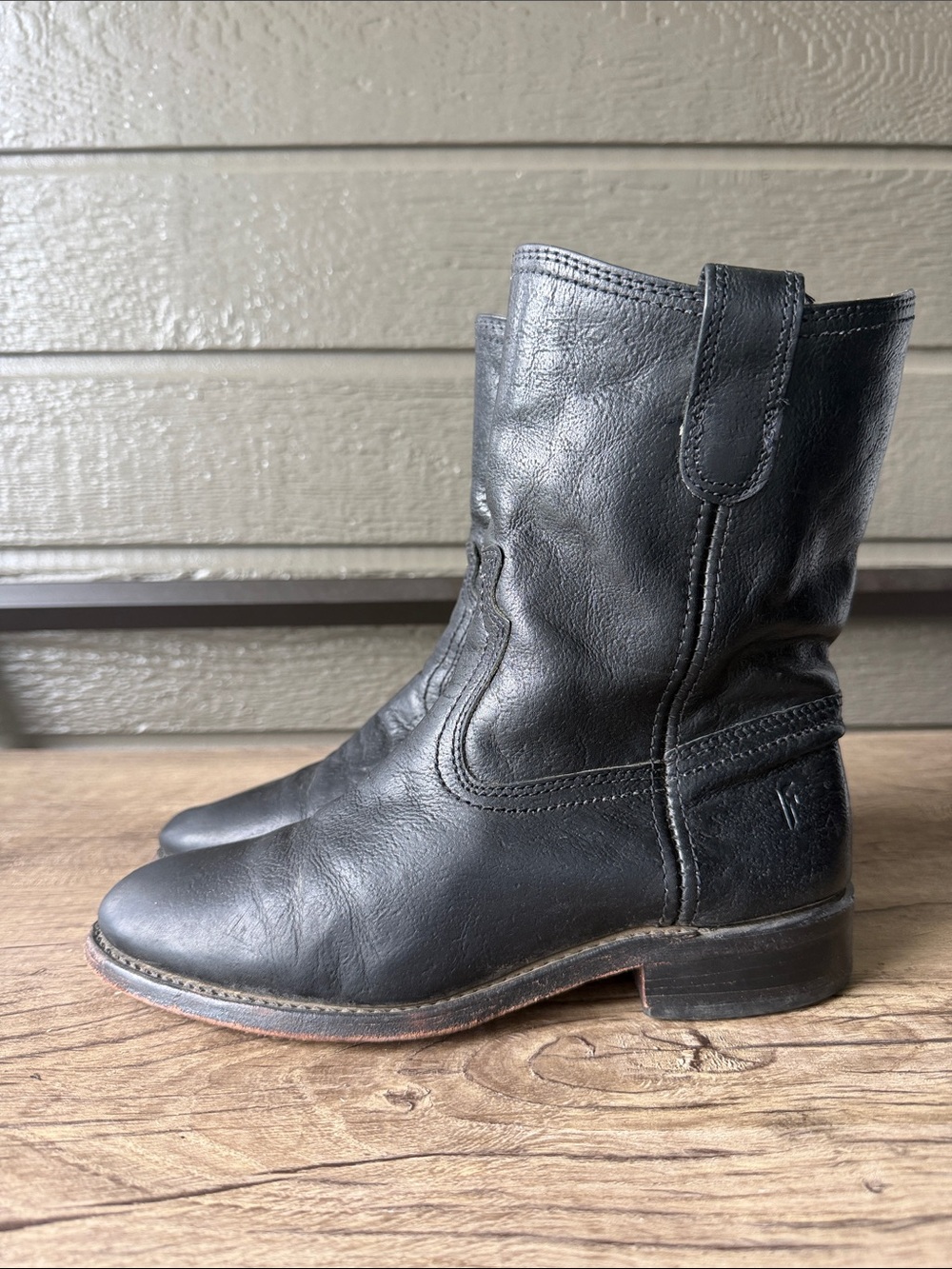 Frye Women Black Ankle Booties size 7.5 M - Picture 5 of 11